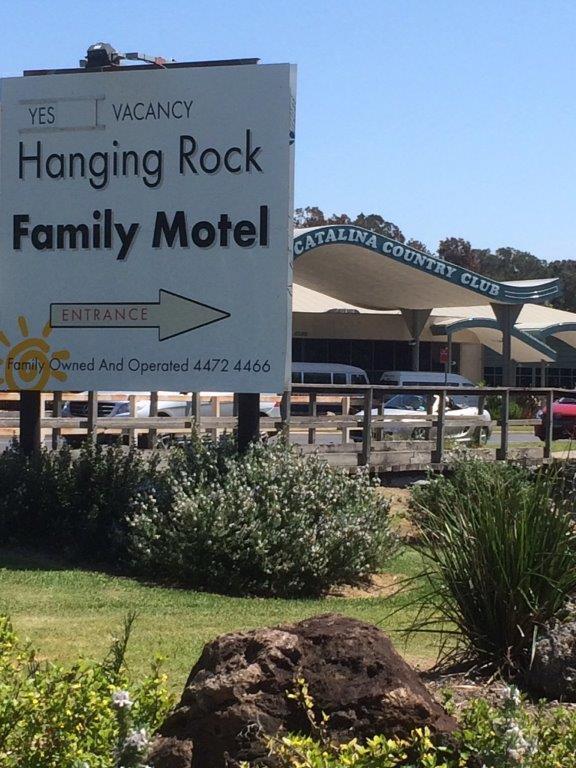 Hanging Rock Family Motel Batemans Bay Esterno foto