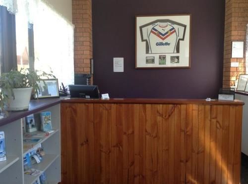 Hanging Rock Family Motel Batemans Bay Esterno foto